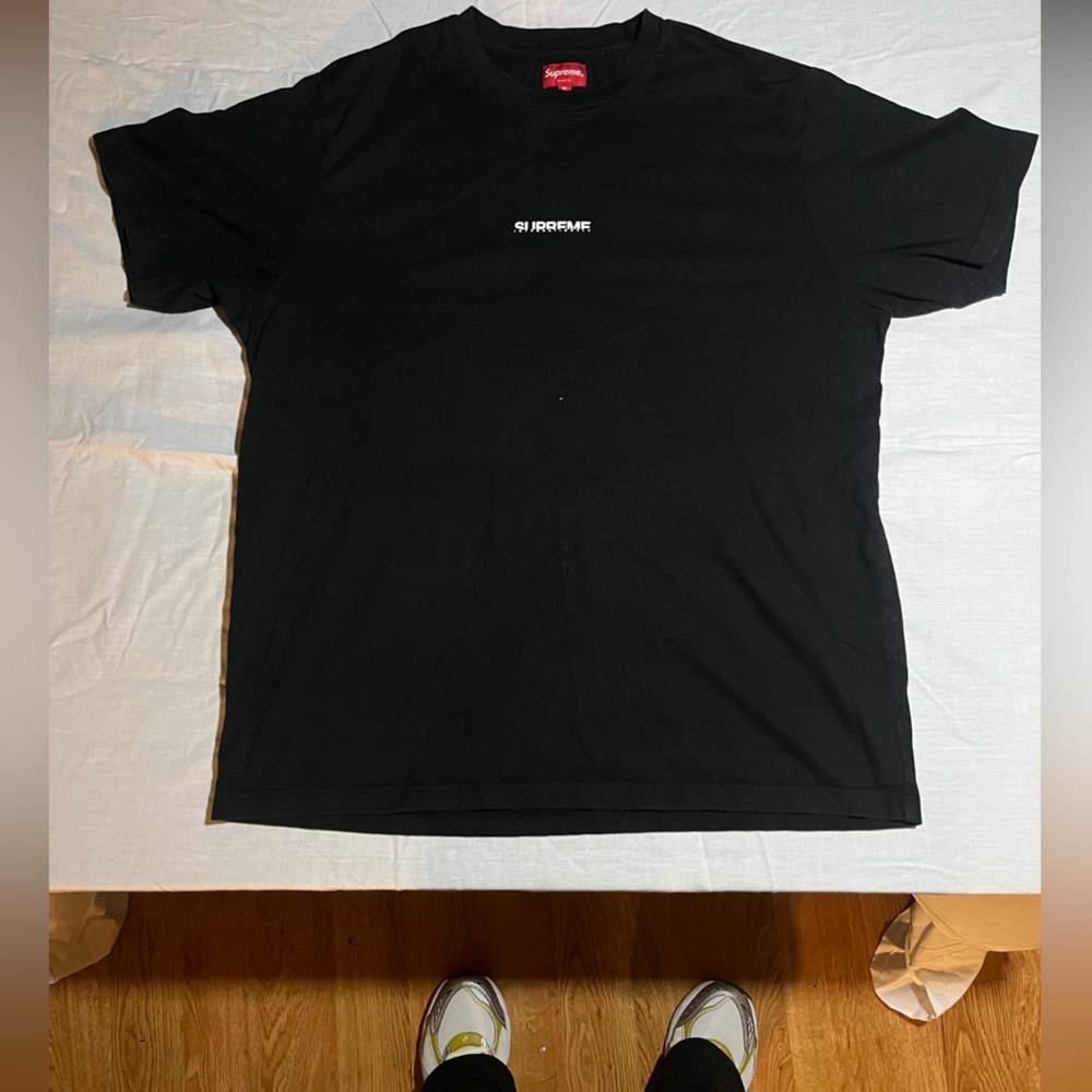 Supreme International T Shirt